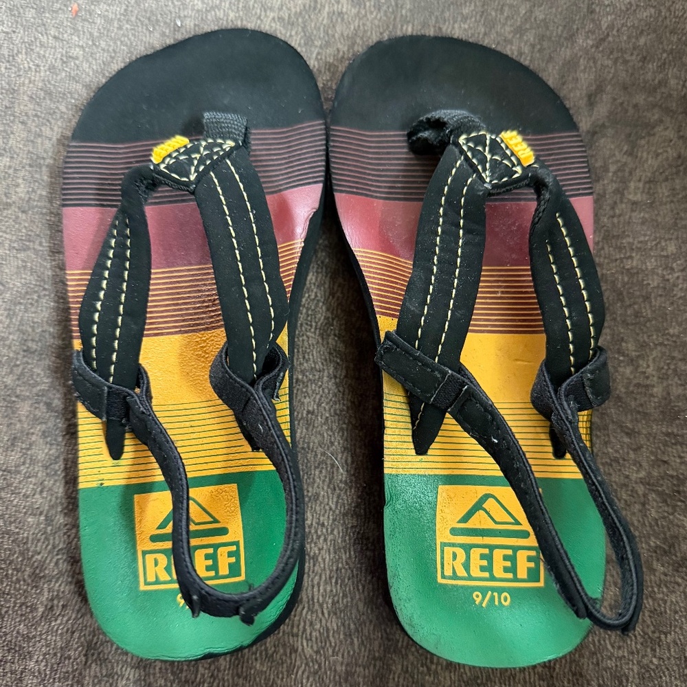 Rasta Reef Sandals Size 9/10